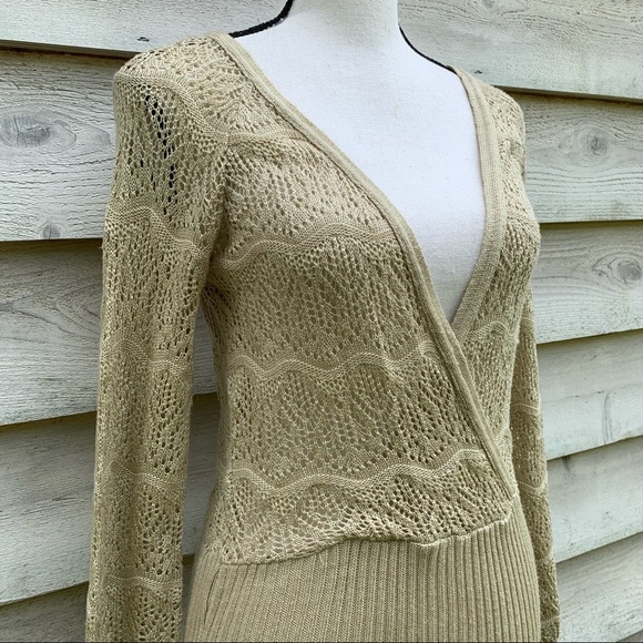 Vintage 90s Oatmeal Beige Crochet Cable Knit Long Sleeve V-Neck Pullover Sweater - Picture 4 of 16
